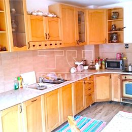 Znížená cena!TUreality ponúka na predaj dom 200m2 s veľkým pozemkom 3338m2