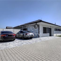 Na predaj krásny 5i rodinný dom, novostavbu (1r), na ulici Trstínska v Záhorskej Bystrici (600m2/ ÚP 210m2).