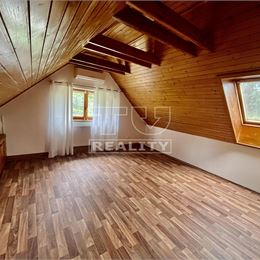 Príjemný rodinný dom v Devínskej Novej Vsi pripravený na nasťahovanie, 230 m2