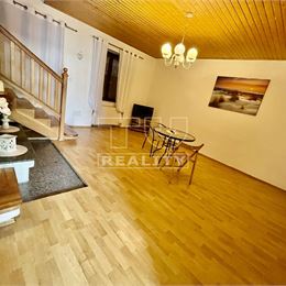 Príjemný rodinný dom v Devínskej Novej Vsi pripravený na nasťahovanie, 230 m2