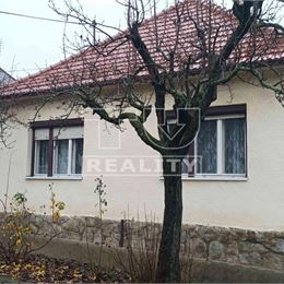 TUreality ponúka RD v Devínskej Novej Vsi, Samova ul.,120m2.