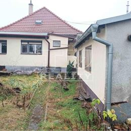 TUreality ponúka RD v Devínskej Novej Vsi, Samova ul.,120m2.