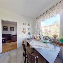 Veľmi pekný 3izbový byt/75,4m2 Dolný Kubín Brezovec
