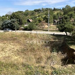 Pozemok na stavbu RD, 882 m2, Vinohrada n/V