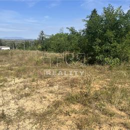 Pozemok na stavbu RD, 882 m2, Vinohrada n/V