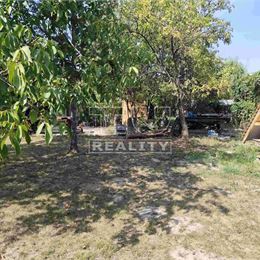 Pozemok v Bratislave-Ružinov 411m2