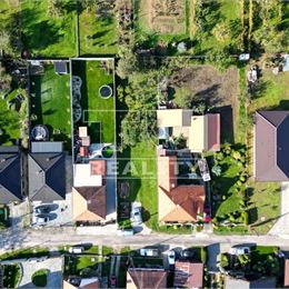 Na predaj stavebný pozemok v obci Nitrianska Blatnica o výmere 570 m2