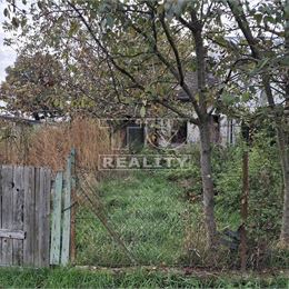 STAVEBNÝ POZEMOK PRI MALOM DUNAJI,TOMÁŠOV,VŠETKY IS,1570m2
