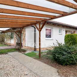 TUreality ponúka na predaj 3-izbový tehlový dom so záhradou v blízkosti centra a vodnej nádrže