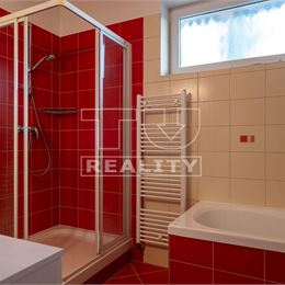 TUreality ponúka na predaj 3-izbový tehlový dom so záhradou v blízkosti centra a vodnej nádrže