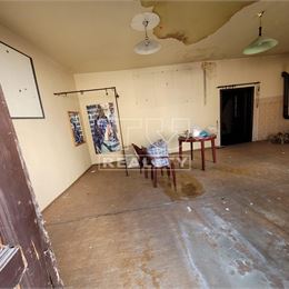 TUreality ponúka na predaj obchodnú budovu, 230m2, Moravské Lieskové