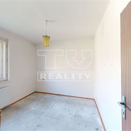 NA PREDAJ DVOJPOSCHODOVÝ DOM 258m2, NA POZEMKU 221m2, MORAVSKÉ LIESKOVÉ