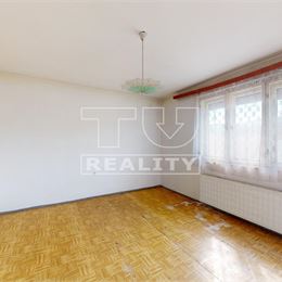 NA PREDAJ DVOJPOSCHODOVÝ DOM 258m2, NA POZEMKU 221m2, MORAVSKÉ LIESKOVÉ