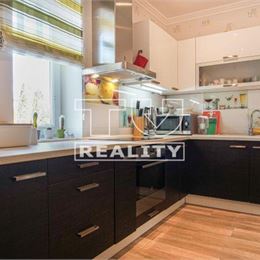NOVOSTAVBA 4 izbového rodinného domu, SLOVENSKÝ GROB, 251 m2