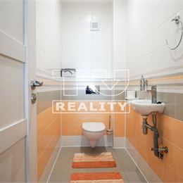 NOVOSTAVBA 4 izbového rodinného domu, SLOVENSKÝ GROB, 251 m2