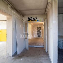 Na predaj podnikateľský priestor v centre mesta Žilina o výmere 74m2, s pozemkom o výmere 590m2(16