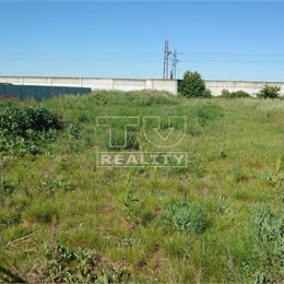 Posledný veľký stavebný pozemok v obci Považany, pripravený k okamžitej výstavbe