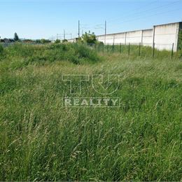 Posledný veľký stavebný pozemok v obci Považany, pripravený k okamžitej výstavbe