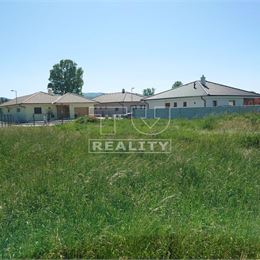 Posledný veľký stavebný pozemok v obci Považany, pripravený k okamžitej výstavbe