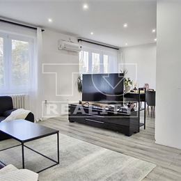 Pokojné bývanie v blízkosti Malých Karpát: 5 izbový rodinným dom s bohatým príslušenstvom, Častá, 522 m2