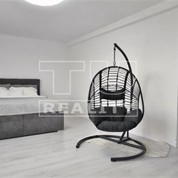 Pokojné bývanie v blízkosti Malých Karpát: 5 izbový rodinným dom s bohatým príslušenstvom, Častá, 522 m2