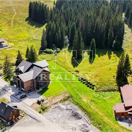 NOVÁ CENA Exkluzívne iba v TU Reality na predaj 2 izbový apartmán vo Vile Erdődy, Oravská Lesná