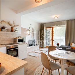 NOVÁ CENA Exkluzívne iba v TU Reality na predaj 2 izbový apartmán vo Vile Erdődy, Oravská Lesná
