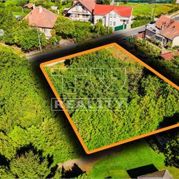 TUreality ponúka na predaj stavebný veľký pozemok obci Dunajská Lužná - Miloslavovská ulica - 788m²