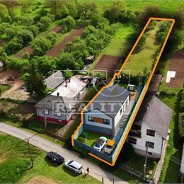 ZNÍŽENÁ CENA- starší vidiecky dom v obci Lieskovec - ideálny na chalupu!