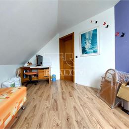 Na predaj 5 izbový rodinný dom 200 m2 Horné Otrokovce