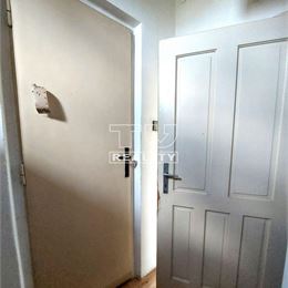 Predám 3 izb.RD 100 m2, na pozemku 810 m2, v Kajali