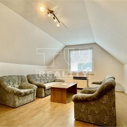 2i byt v rodinnom dome len 9km od Nového Mesta nad Váhom