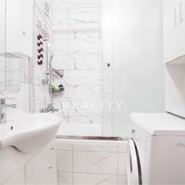 Veľký 2-izbový byt s balkónom na ul. S.H. Vajanského, Nové Zámky – 62,81m2