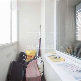 Veľký 2-izbový byt s balkónom na ul. S.H. Vajanského, Nové Zámky – 62,81m2