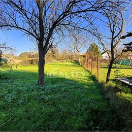Stavebný pozemok, 723 m2, všetky IS v dosahu, Haniska pri PO