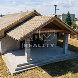 Rezervované!!!Znížená cena!!!Na predaj skvelá nehnuteľnosť 4 izbový rodinný dom Horné Štitáre 150 m2