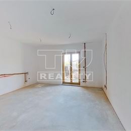 Rezervované!!!Znížená cena!!!Na predaj skvelá nehnuteľnosť 4 izbový rodinný dom Horné Štitáre 150 m2