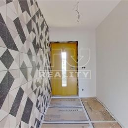 Rezervované!!!Znížená cena!!!Na predaj skvelá nehnuteľnosť 4 izbový rodinný dom Horné Štitáre 150 m2