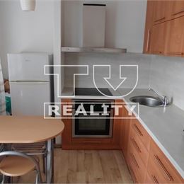 NA PREDAJ ZREKONŠTRUOVANÝ 1-IZBOVÝ BYT, 33m2, STARÁ TURÁ