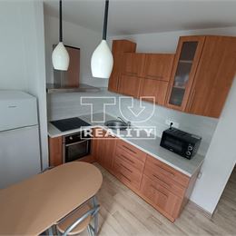 NA PREDAJ ZREKONŠTRUOVANÝ 1-IZBOVÝ BYT, 33m2, STARÁ TURÁ