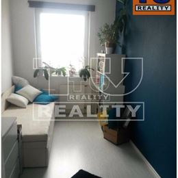 NA PREDAJ 3 IZBOVÝ BYT s BALKÓNOM ** OBEC KÚTY ** 68 m2