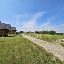 Pozemok/ DUBOVÉ/ Turčianske Teplice/ 760 m2/