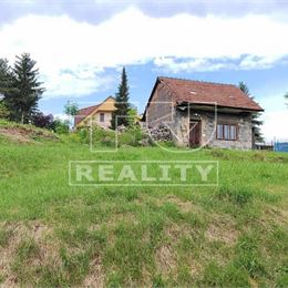 STAVEBNÝ POZEMOK O VÝMERE 911m2 - Lietavská Svinná - Babkov