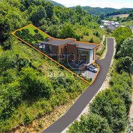 !!!! ZNÍŽENÁ CENA!!!! Na predaj slnečný ,krásny pozemok za výhodnú cenu, 864 m2 - obec Môlča