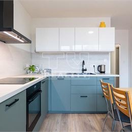 Na predaj pekný, kompletne prerobený 3-izbový byt Hliny 8 o výmere 69m2 s 2 balkónmi