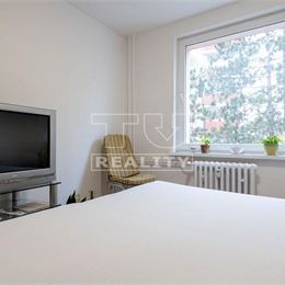 Na predaj pekný, kompletne prerobený 3-izbový byt Hliny 8 o výmere 69m2 s 2 balkónmi