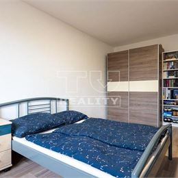 Na predaj pekný, kompletne prerobený 3-izbový byt Hliny 8 o výmere 69m2 s 2 balkónmi