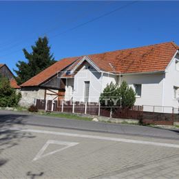 NA PREDAJ VEĽMI ZAUJÍMAVÝ VIDIECKY DOMČEK NA LIPTOVE - V PODTATRANSKEJ OBCI PRIBYLINA