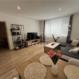 Na predaj 3 izbový družstevný byt, 63 m2, Sereď
