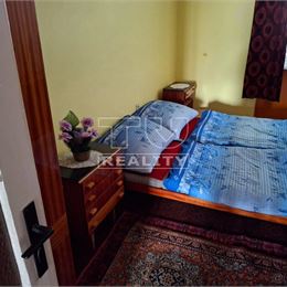 RODINNÝ DOM V RAJEC , 450m2 pozemok
